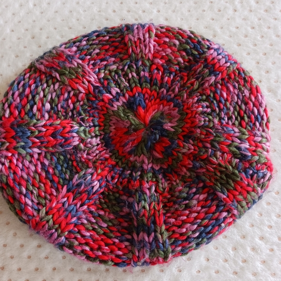 Beautiful 90's vintage multicolored Slouchy beanie hat cap - Picture 8 of 13